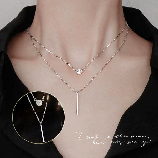 Elegant Silver Pendant Necklace