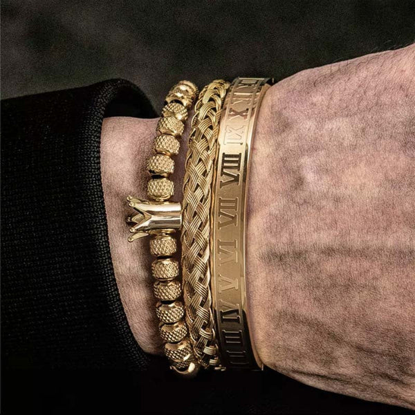 Elegant Royal Charm Bracelet